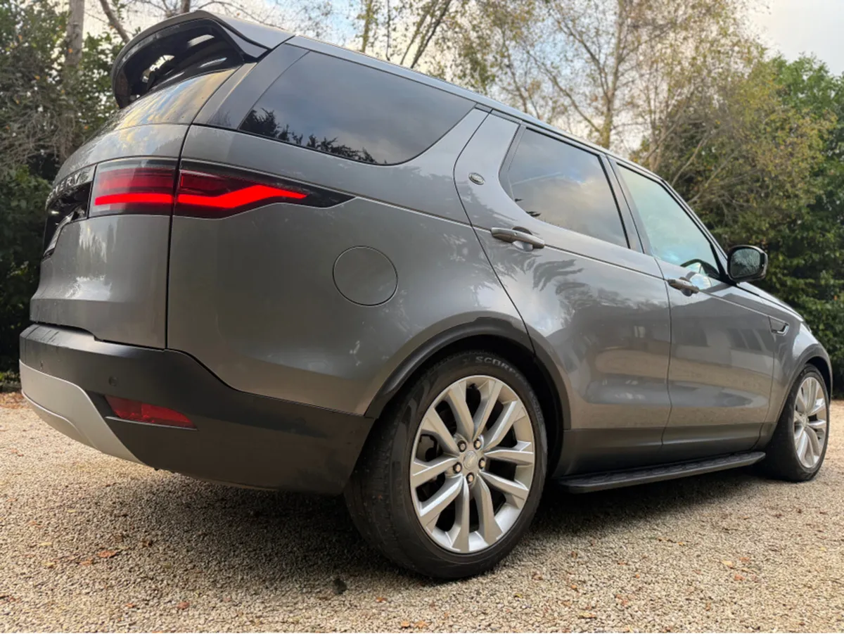 Land Rover Discovery *Sale Agreed* 3.0 SD6 SE 7 SE - Image 4