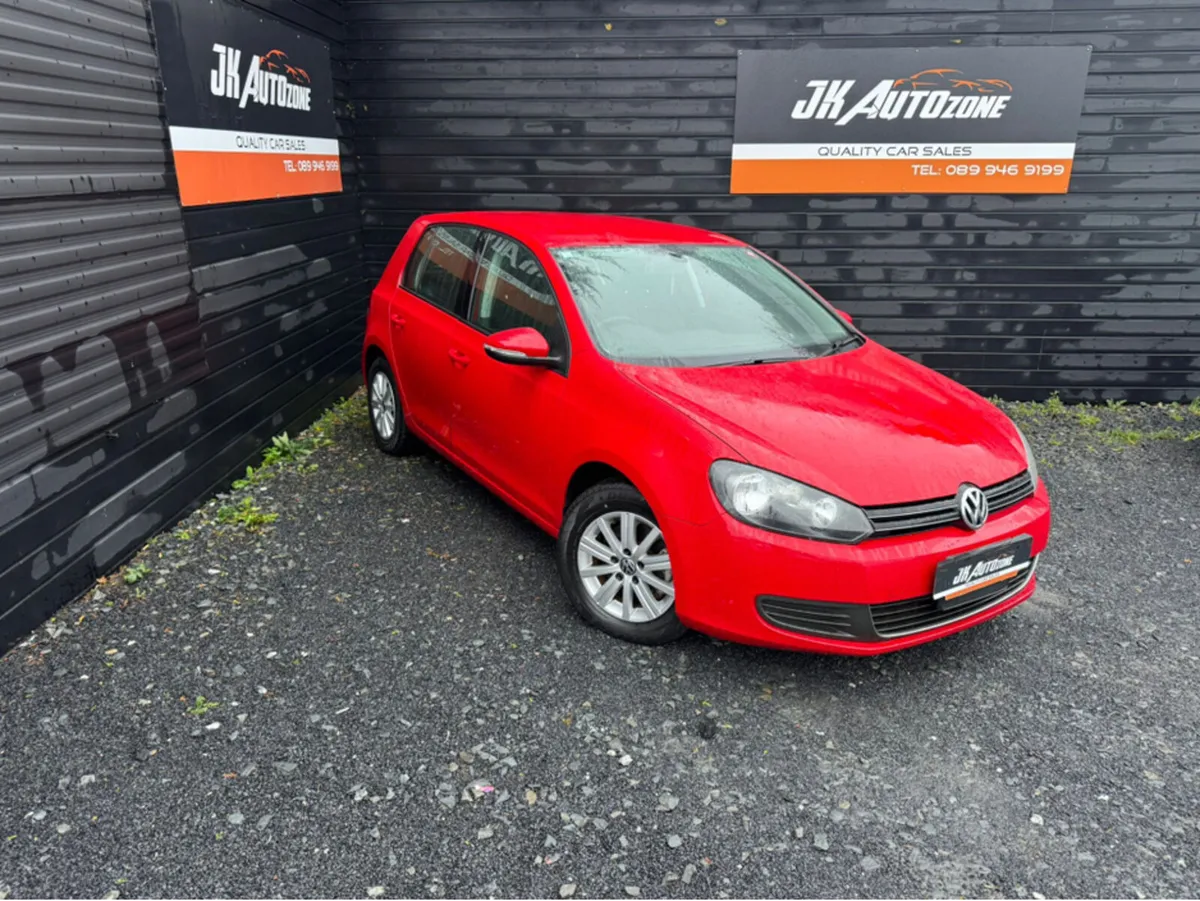 Volkswagen Golf 1.2 TSI AUTO 5DR - Image 1