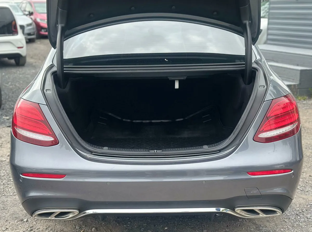 Mercedes E220d AMG Premium plus 2016!!HIGH SPEC ! - Image 4