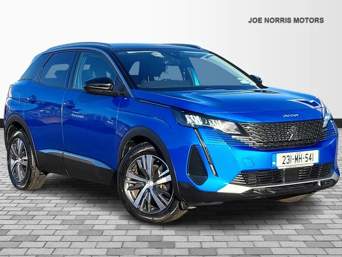 Peugeot 3008 ALLURE 1.2  AUTOMATIC LOW KMS - Image 1