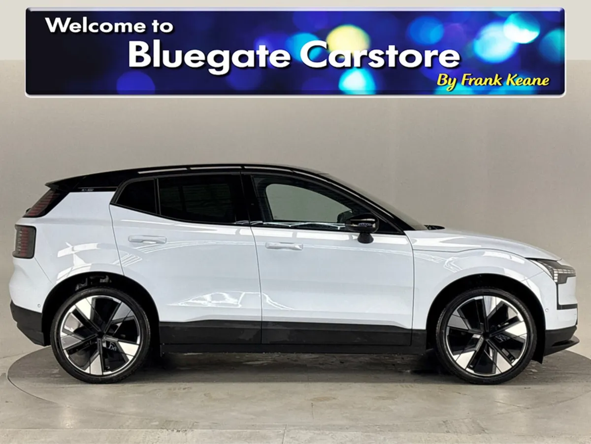 Volvo EX30 ULTRA**PANORAMIC GLASS ROOF**MULTIFUNCT - Image 2