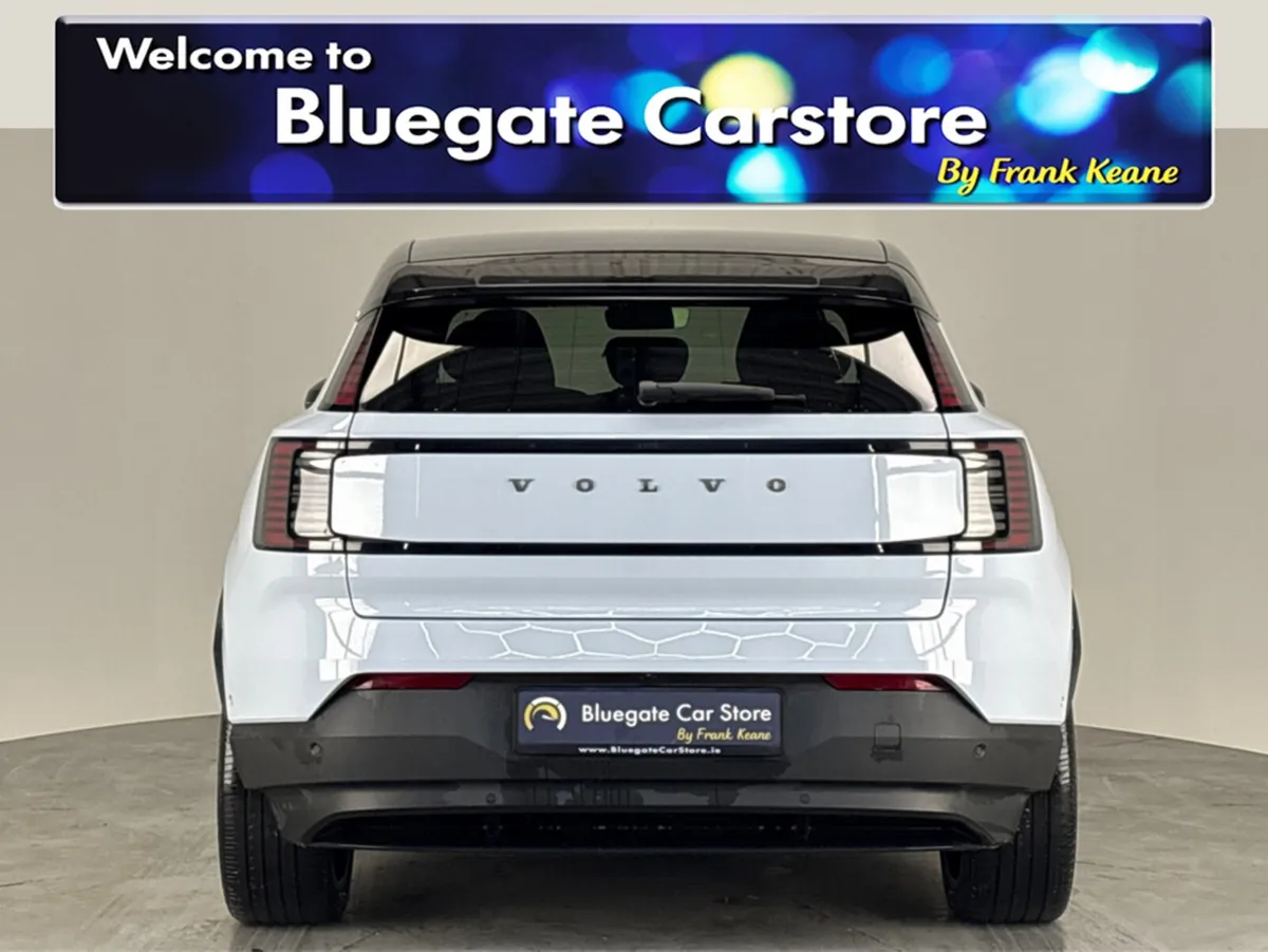 Volvo EX30 ULTRA**PANORAMIC GLASS ROOF**MULTIFUNCT - Image 3