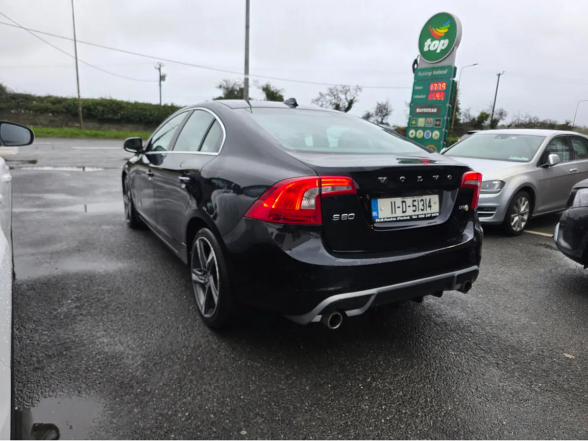 Volvo S60 1.6 DRIVE R-DESIGN S/S 115 115BHP 4DR - Image 3