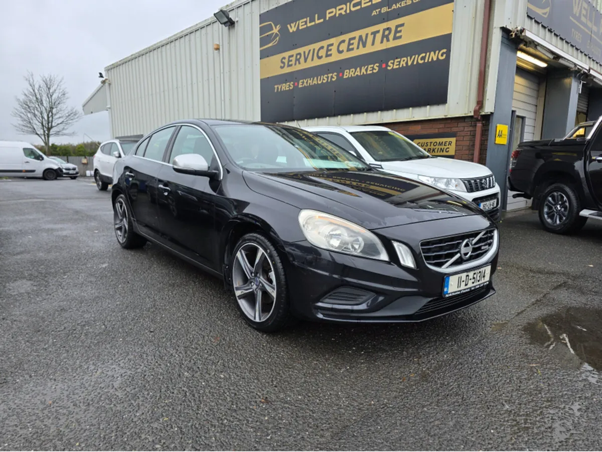 Volvo S60 1.6 DRIVE R-DESIGN S/S 115 115BHP 4DR - Image 4