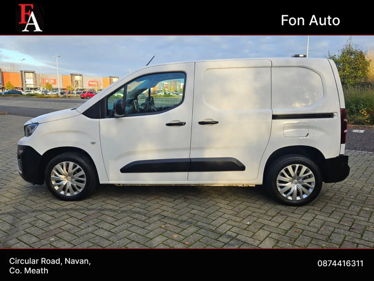 Peugeot Partner 3 SEATER VAN  *€8995  NO VAT *NEW - Image 4
