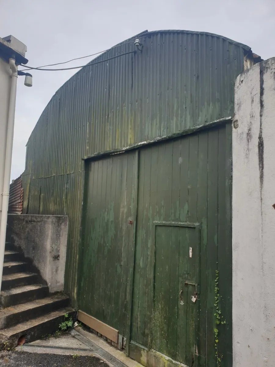 3 bay hayshed - Image 1