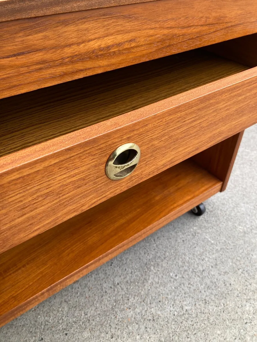 1970s TV Media Unit - Warehouse Open Sat 22nd Nov - Image 2