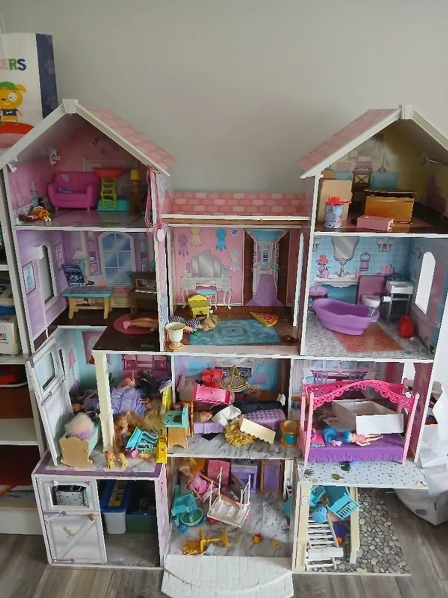 Dolls house