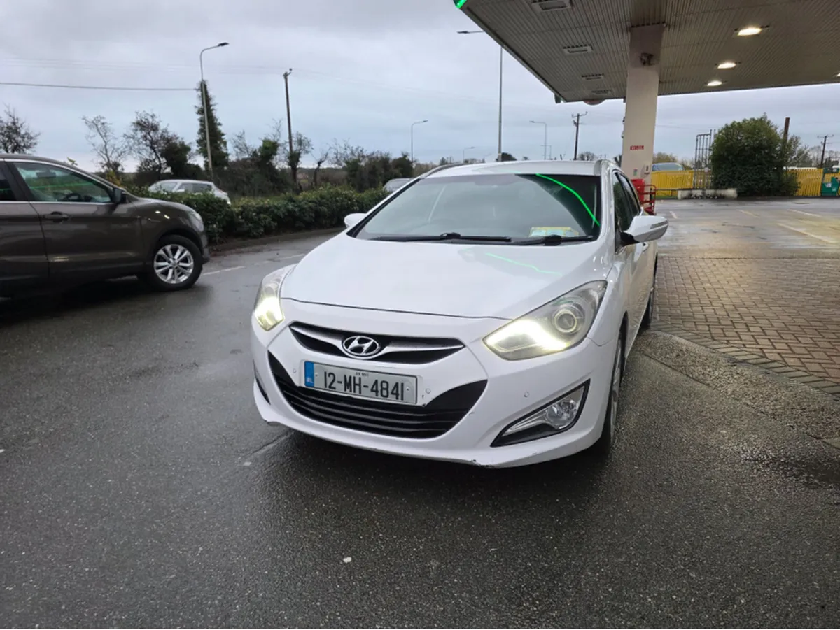 Hyundai i40 1.7 CRDI STYLE 136PS 5DR - Image 3