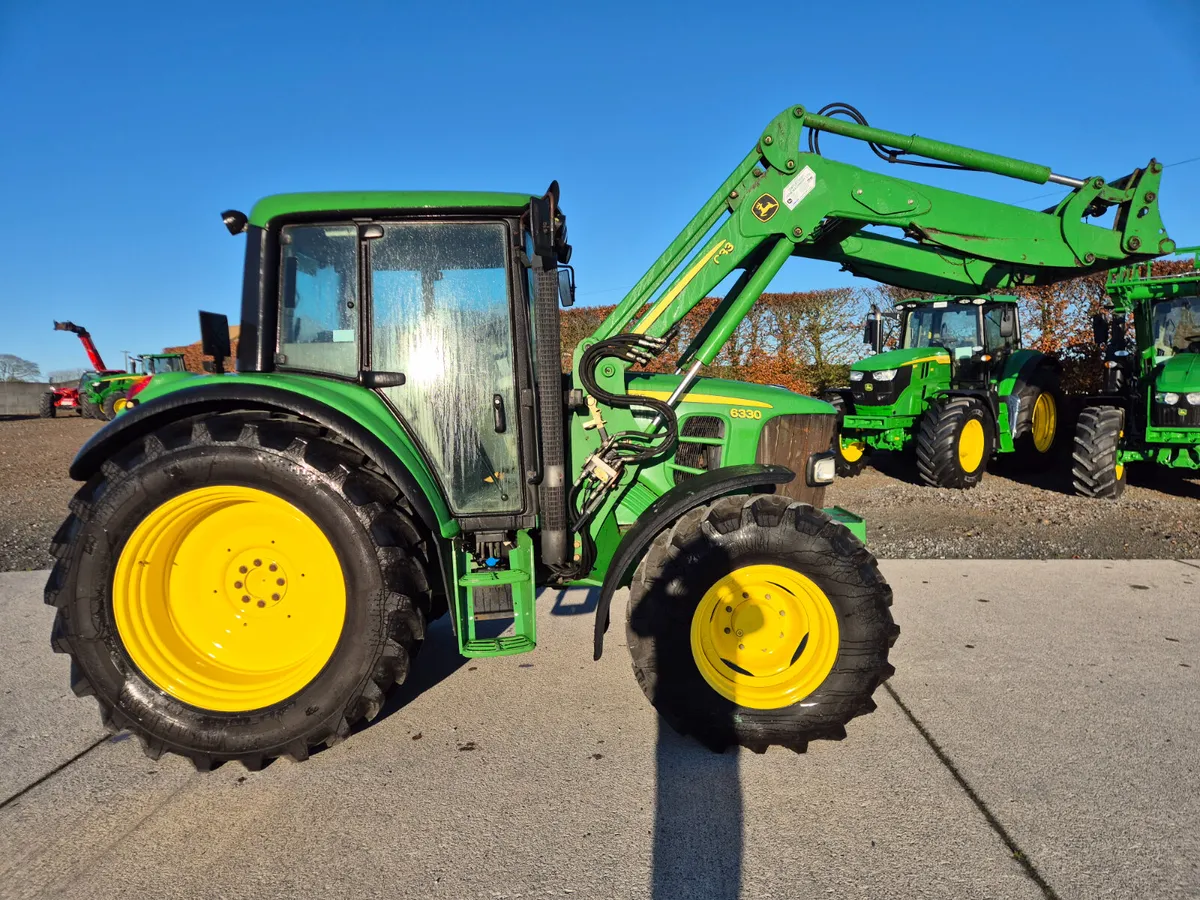 John Deere 6330 2009 - Image 3