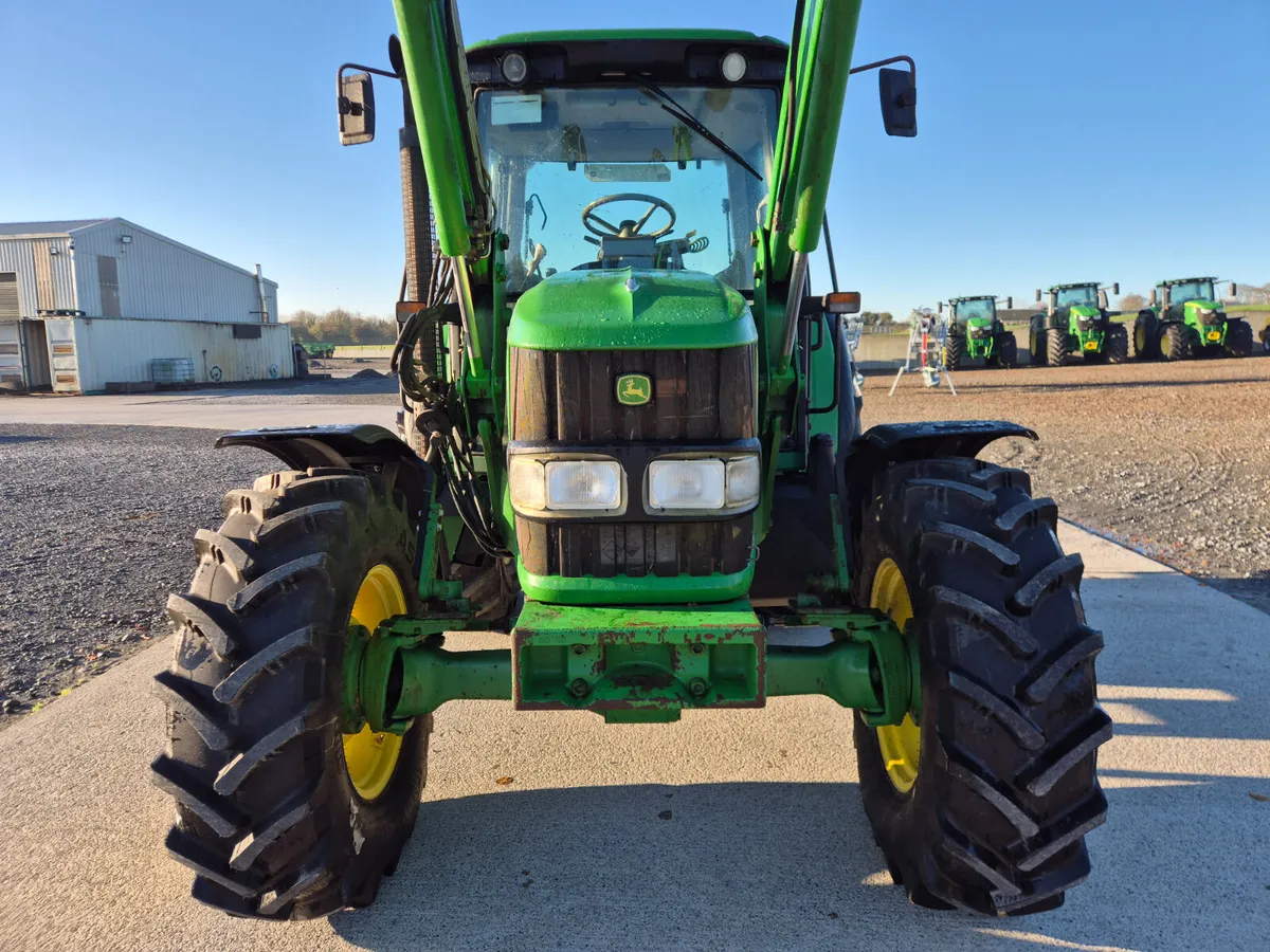 John Deere 6330 2009 - Image 4