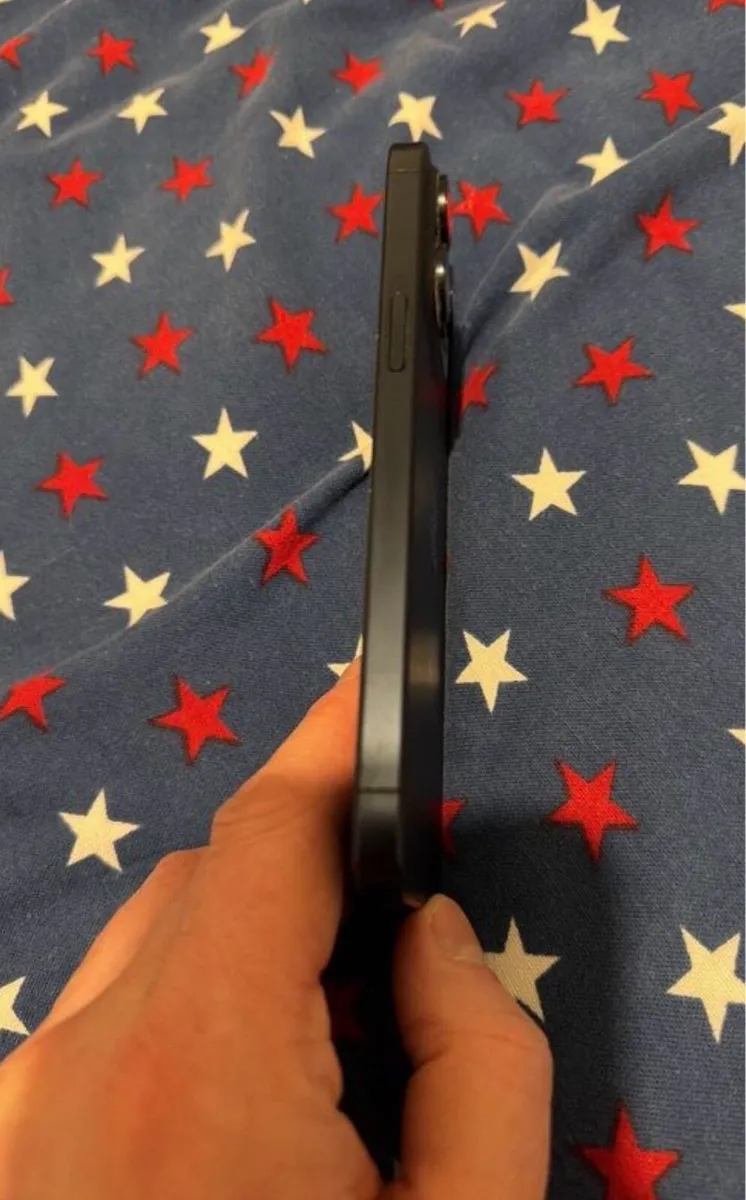 iPhone 15 Pro Max - Image 4