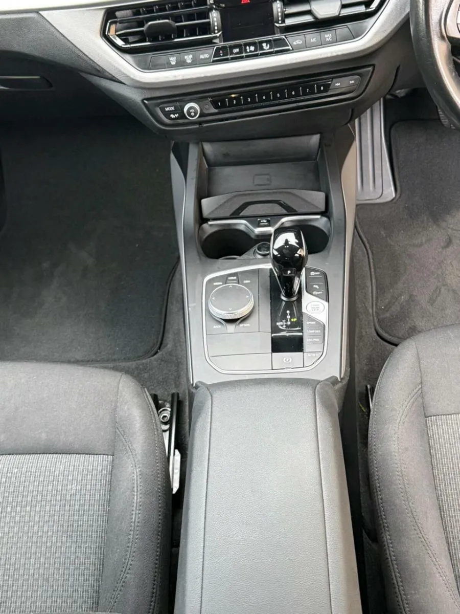 Bmw 118i 2020 1.5l auto only 68186km - Image 2