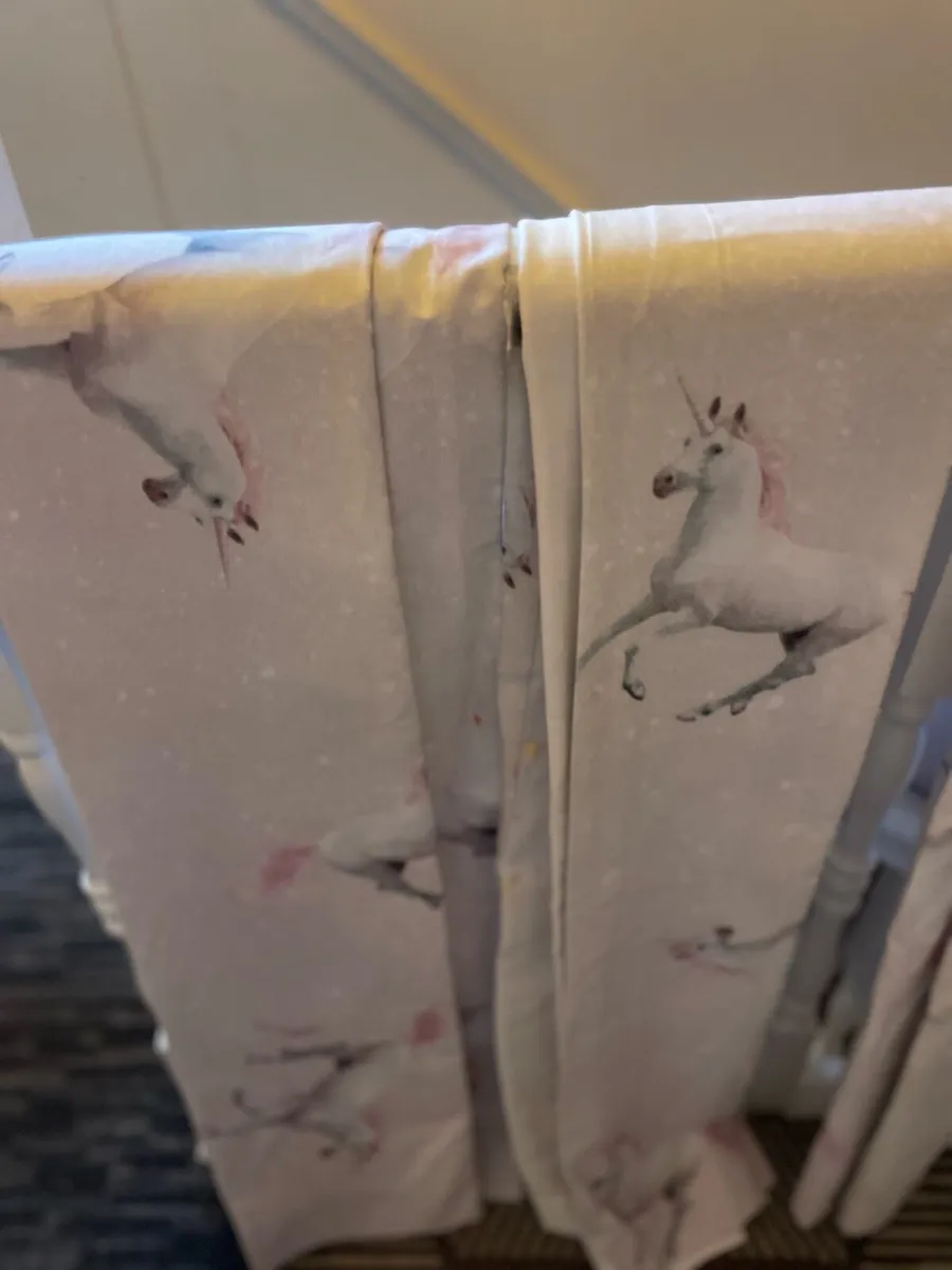 Girls bedroom unicorn curtains - Image 4