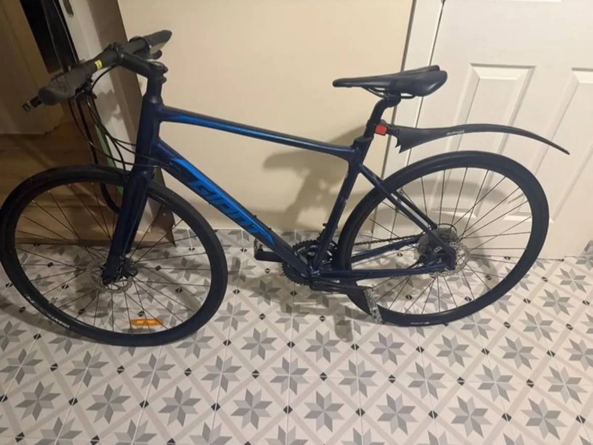 Giant fast road SL2 - Image 1