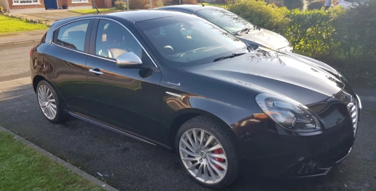 Mint conditions Alfa Romeo Giulietta 2013 - Image 3