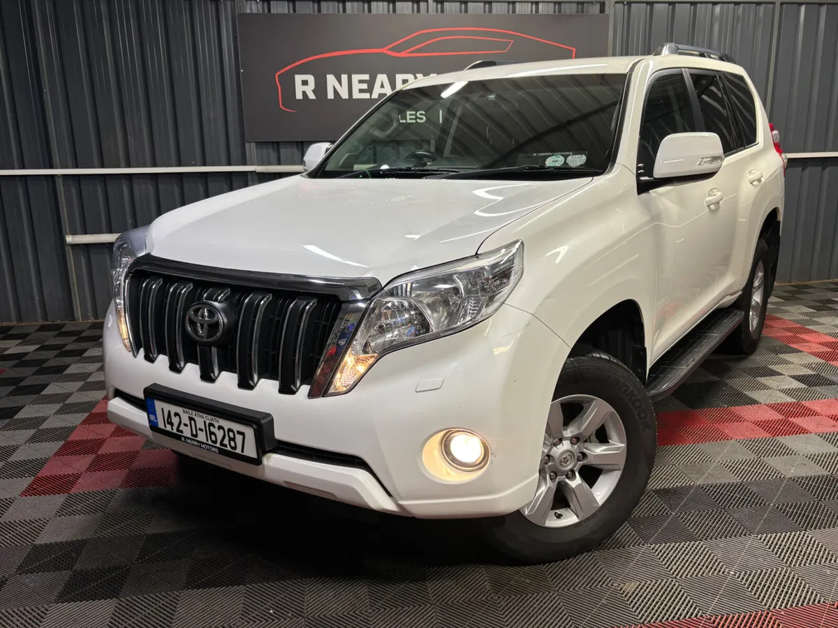 2014 142 Toyota Land Cruiser Low KMS Vat INC - Image 1