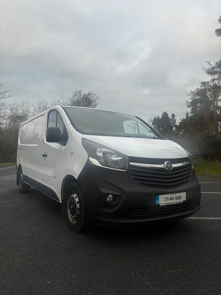 Vauxhall Vivaro 2017 - Image 2