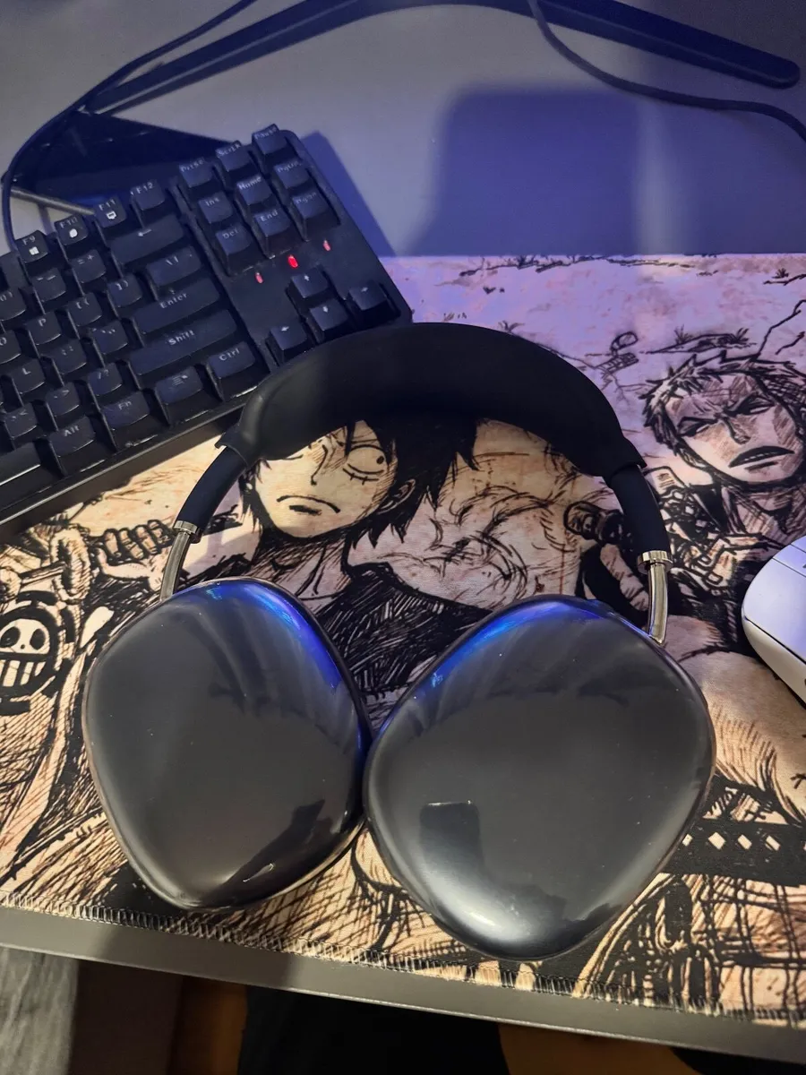 Earphone Low-priced sale - Image 1