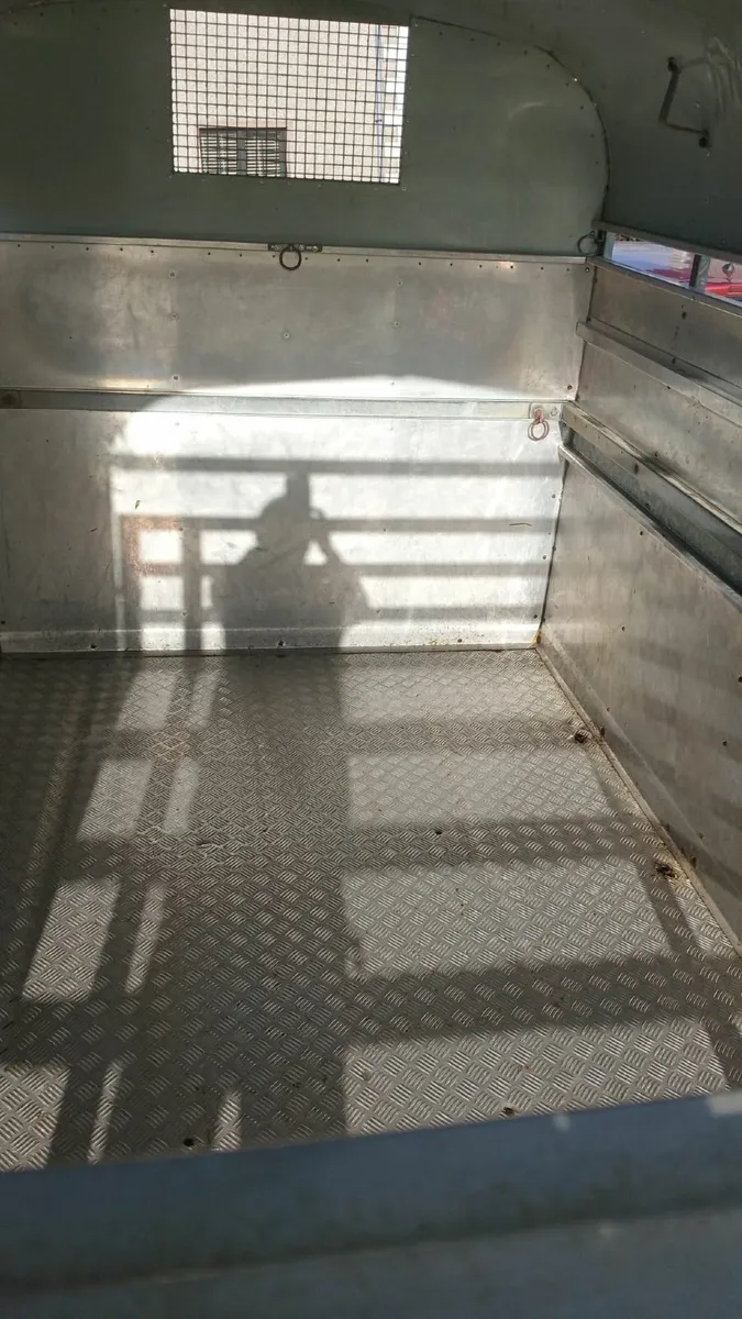 Cattle Trailer - Image 4