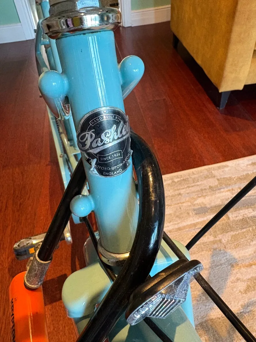 Pashley Penny Bicycle - Image 1