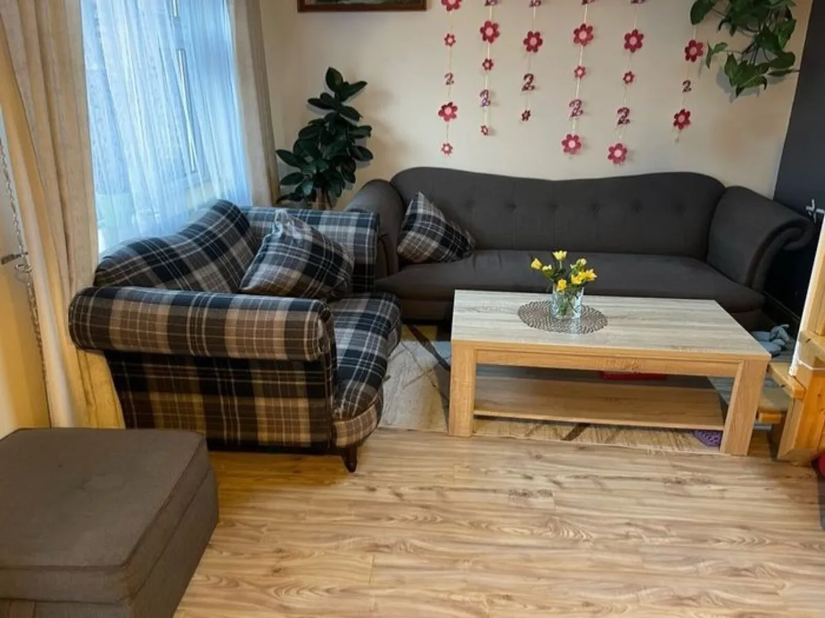 Sofa - Image 4