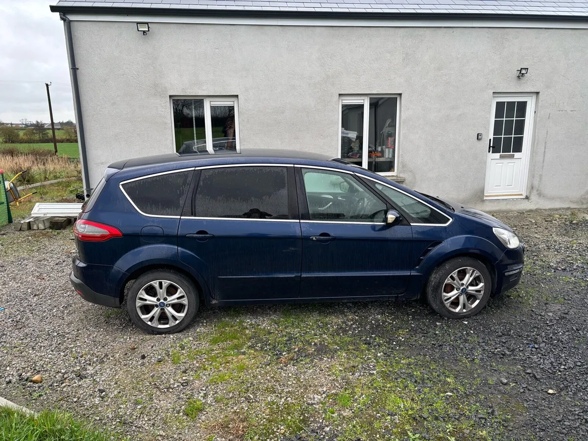 Ford S Max - Image 1
