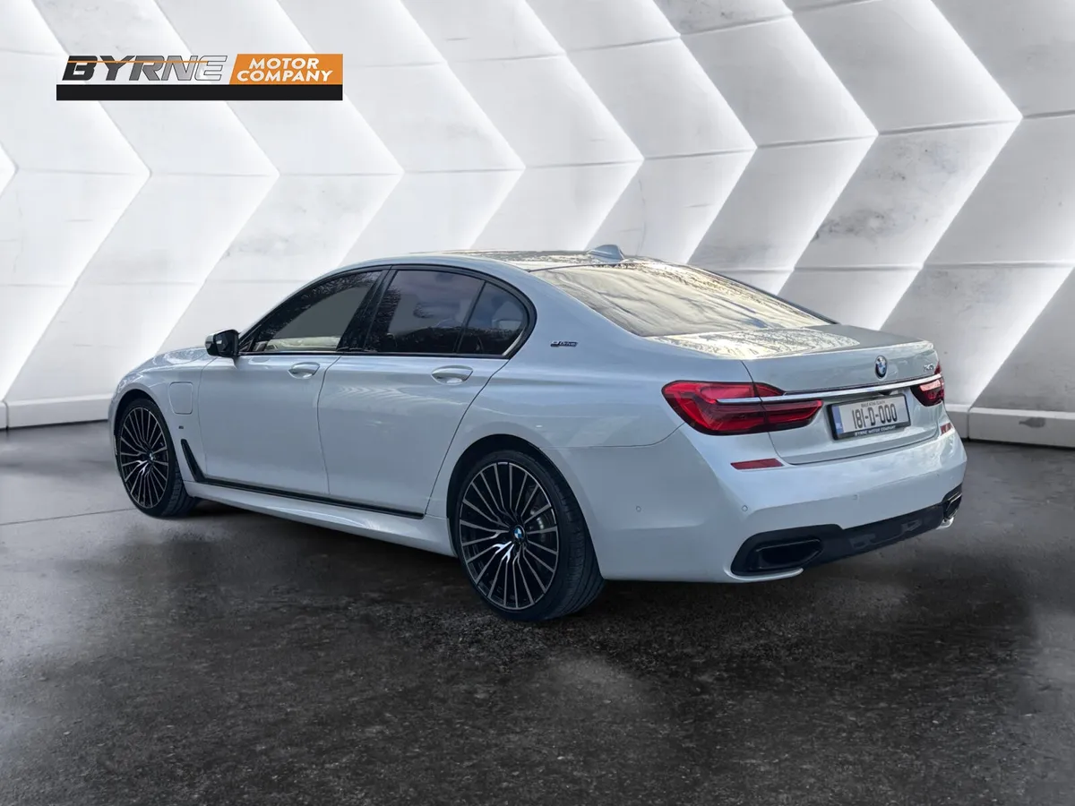 BMW 740E MSPORT AUTO 2018 - Image 2