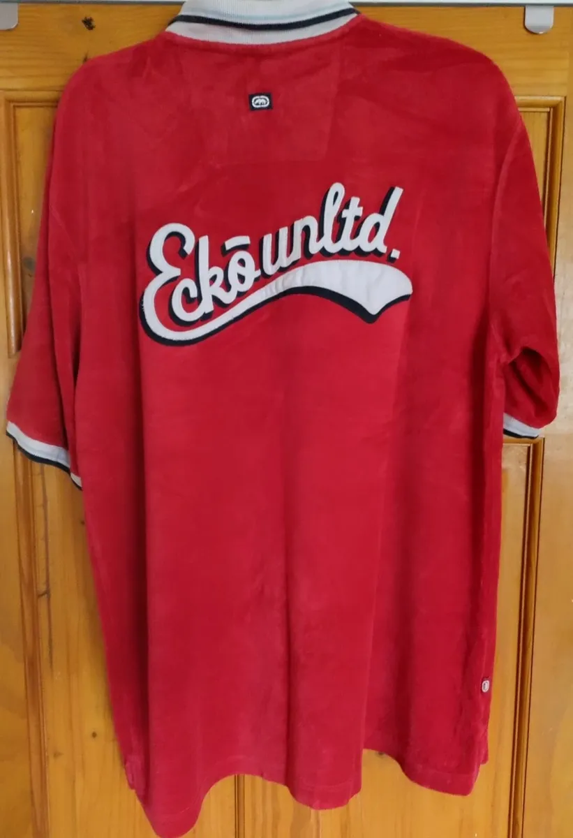 Marc Ecko Unltd T-shirt L - Image 1