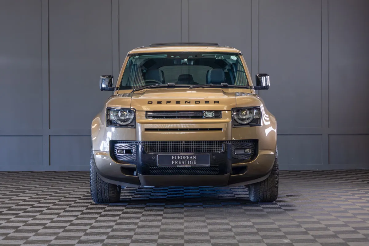 2023 Land Rover Defender 110 P400e XS Edition - Image 2