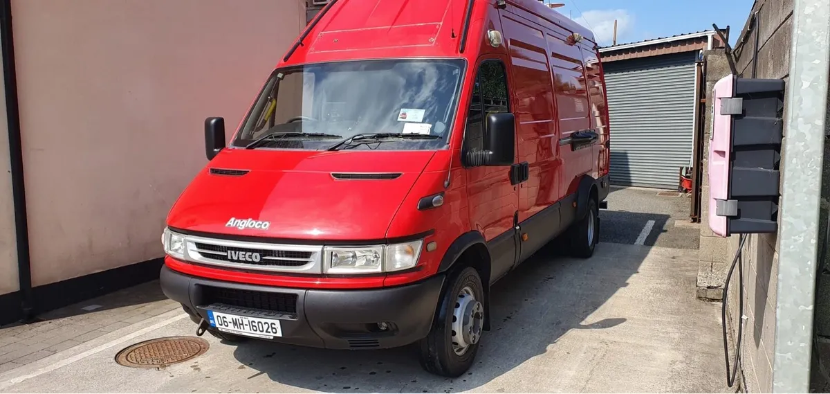 Iveco Daily 60c17 Twin Wheel only 15km - Image 2