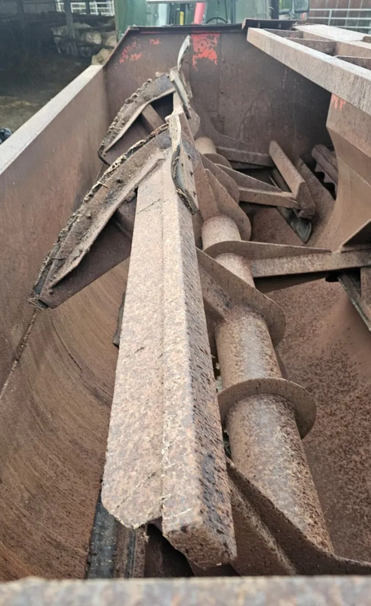 Slurry tank - Image 4