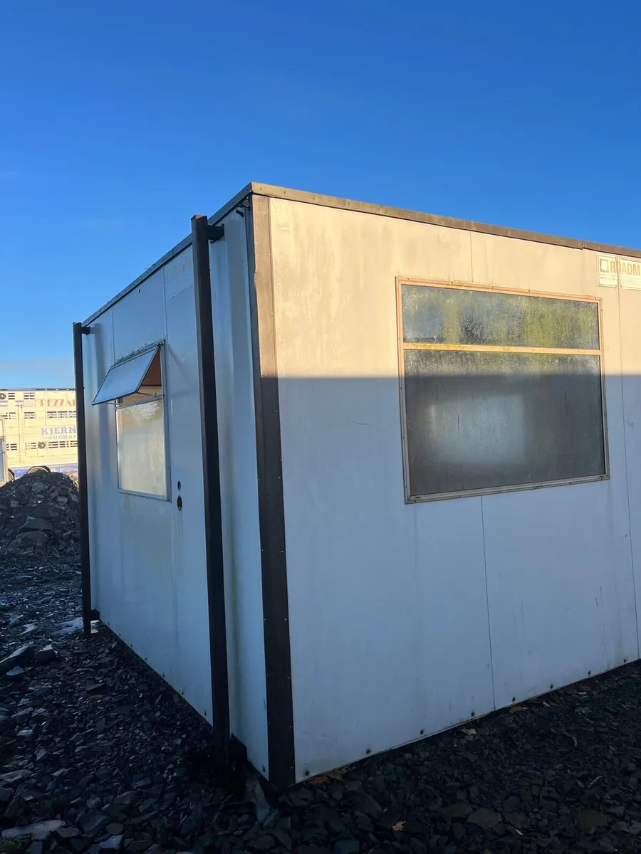 Cabin site office, - Image 1