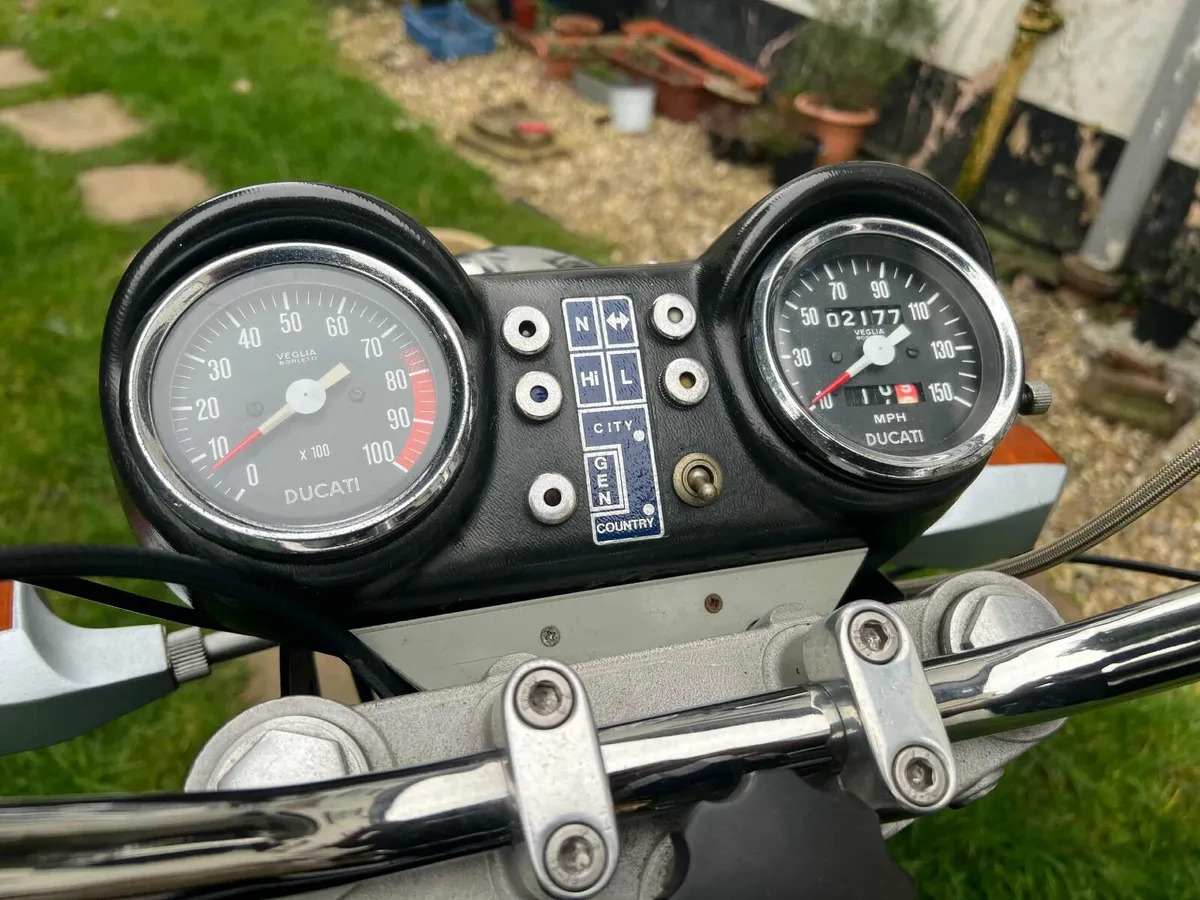 Ducati 860gte , 1975 - Image 4
