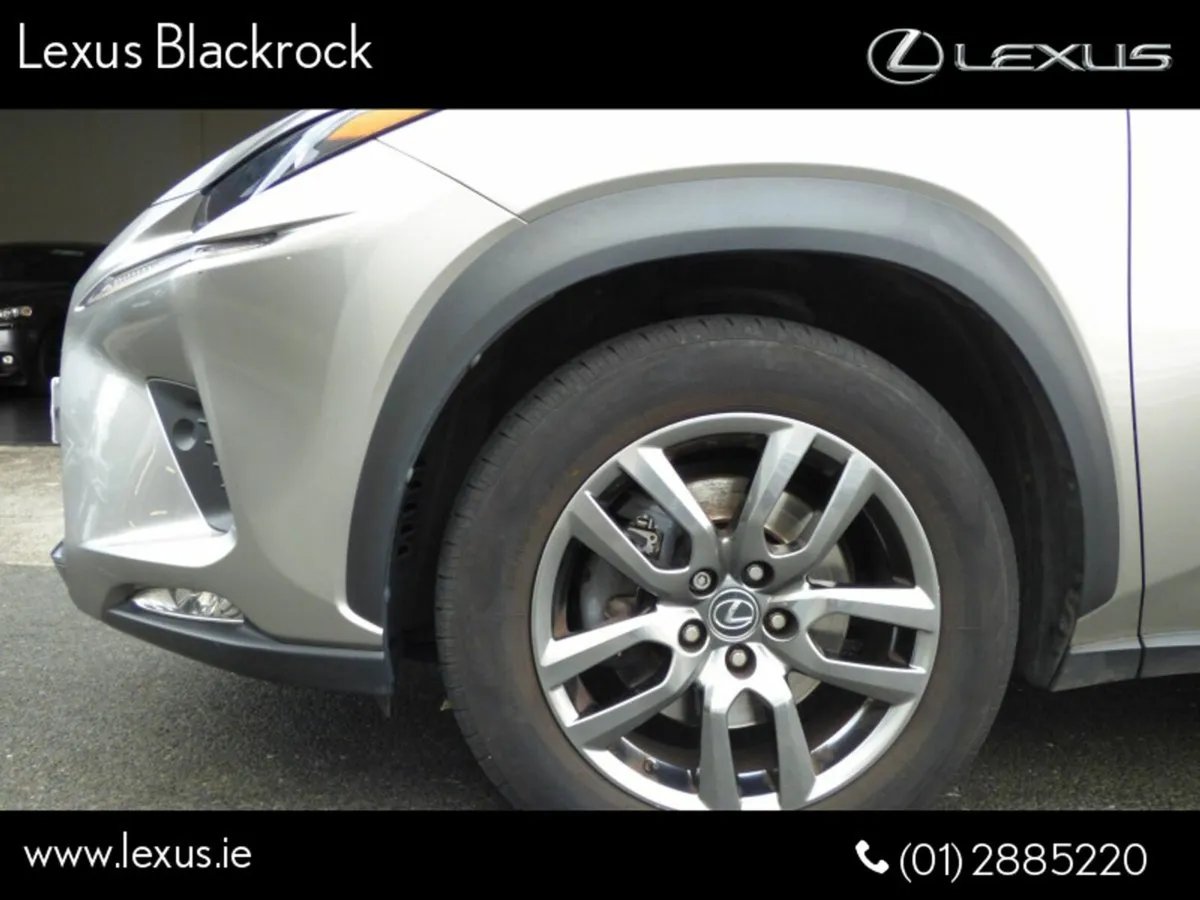 Lexus NX Hybrid Luxury - Image 4