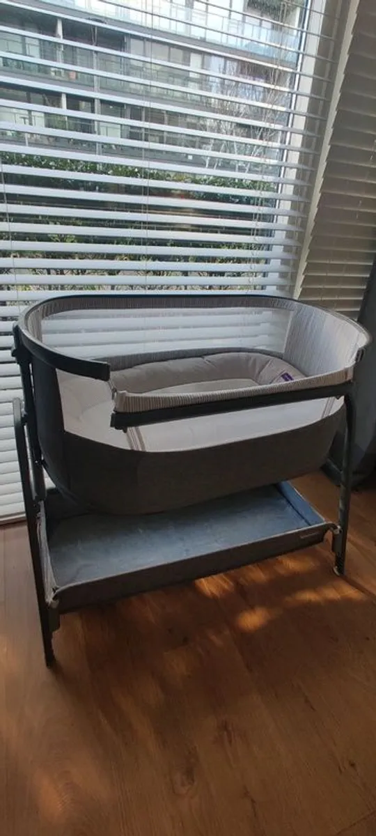 Baby Crib/ Cot - Image 4