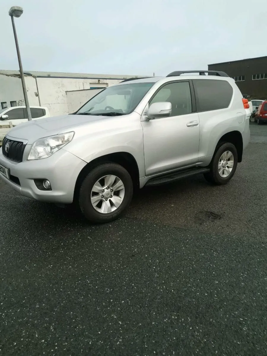 Toyota landcruiser swb 2011 - Image 4