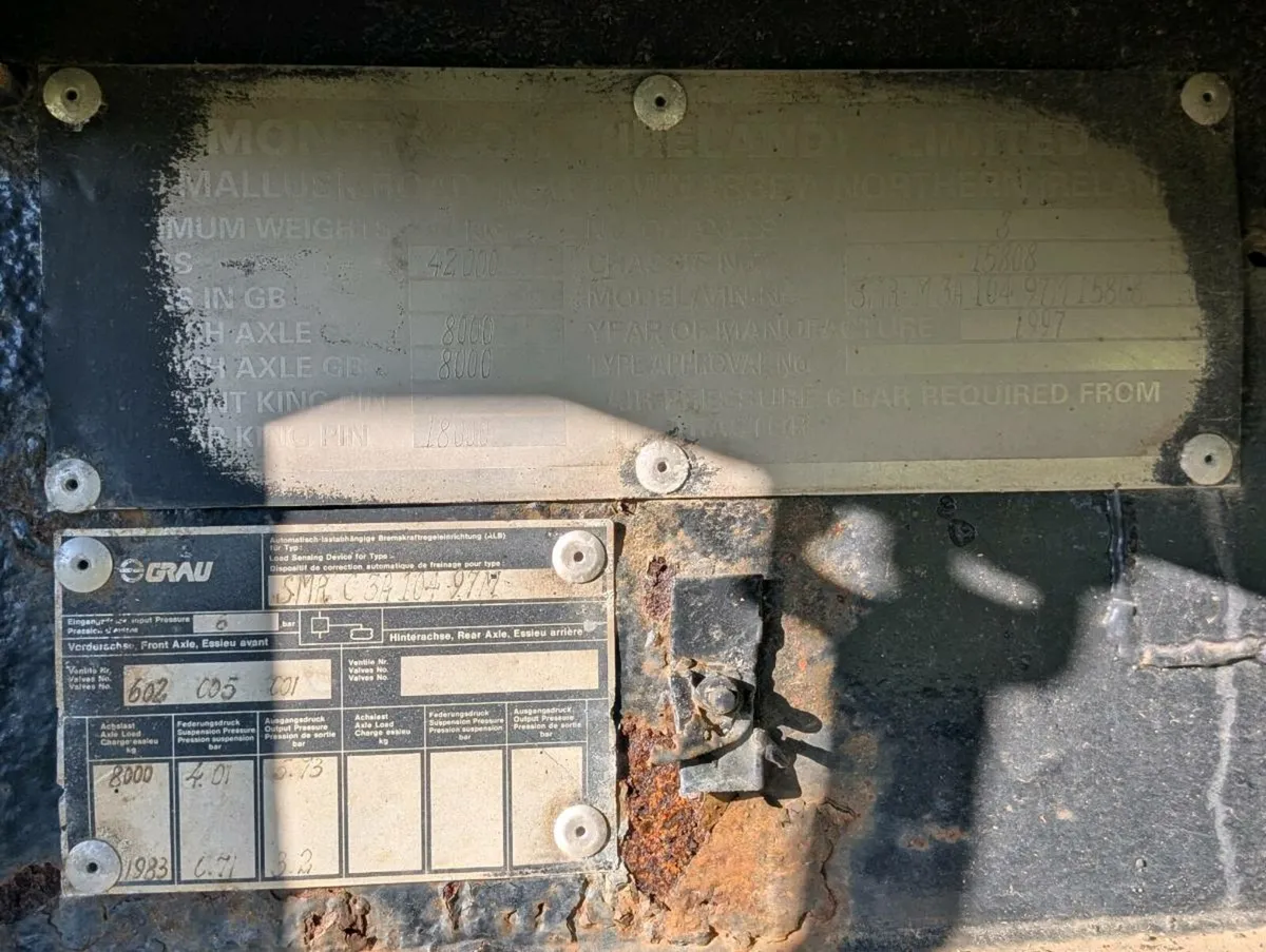 Low loader - Image 3