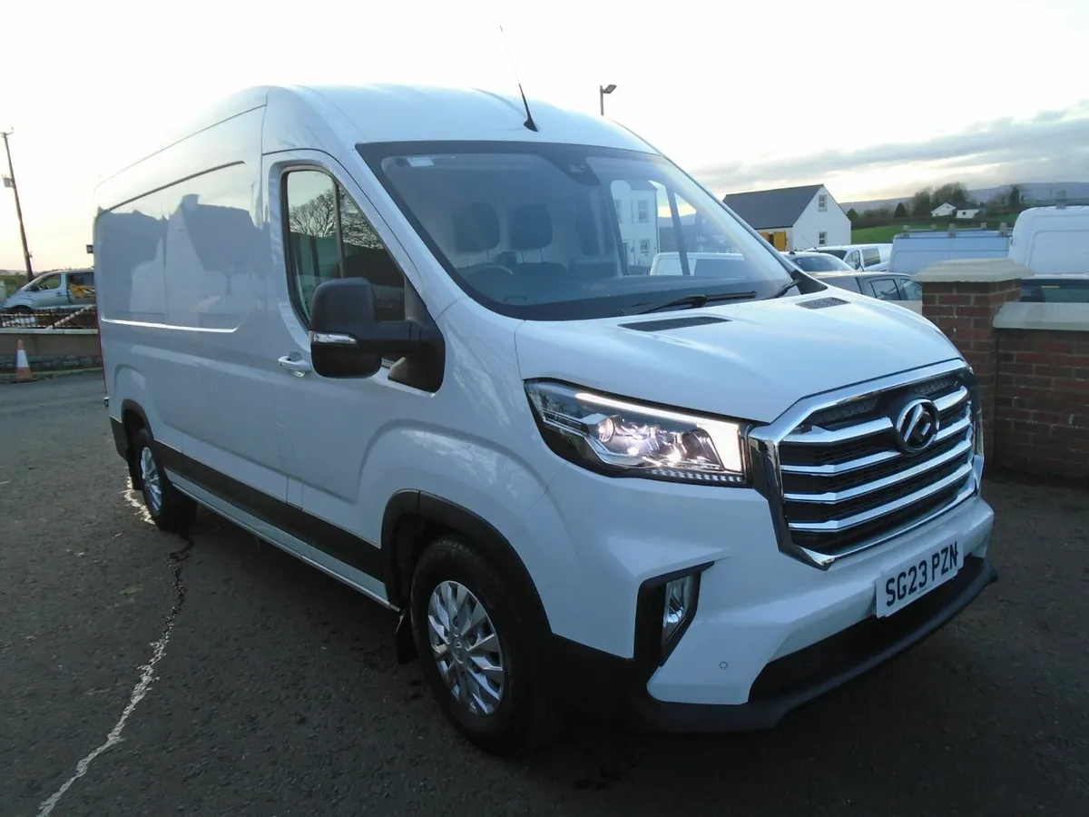 2023 Maxus DELIVER 9 LUX 163HP - Image 1
