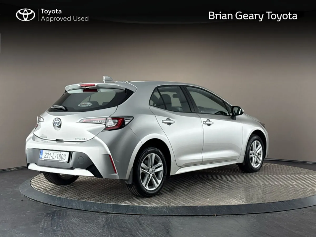 Toyota Corolla HYBRID LUNA H/B - Image 2