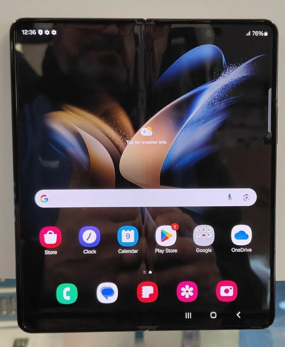 Samsung Z Fold4 256GB/ 12GB RAM Z Fold 4 Dual Sim Unlocked (Excellent Like New) - Image 2