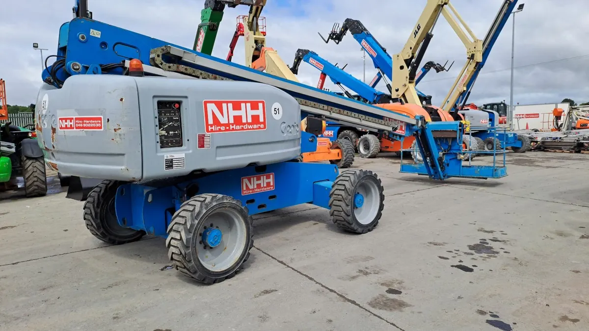 GENIE S65 STRAIGHT BOOM IFT - Image 1