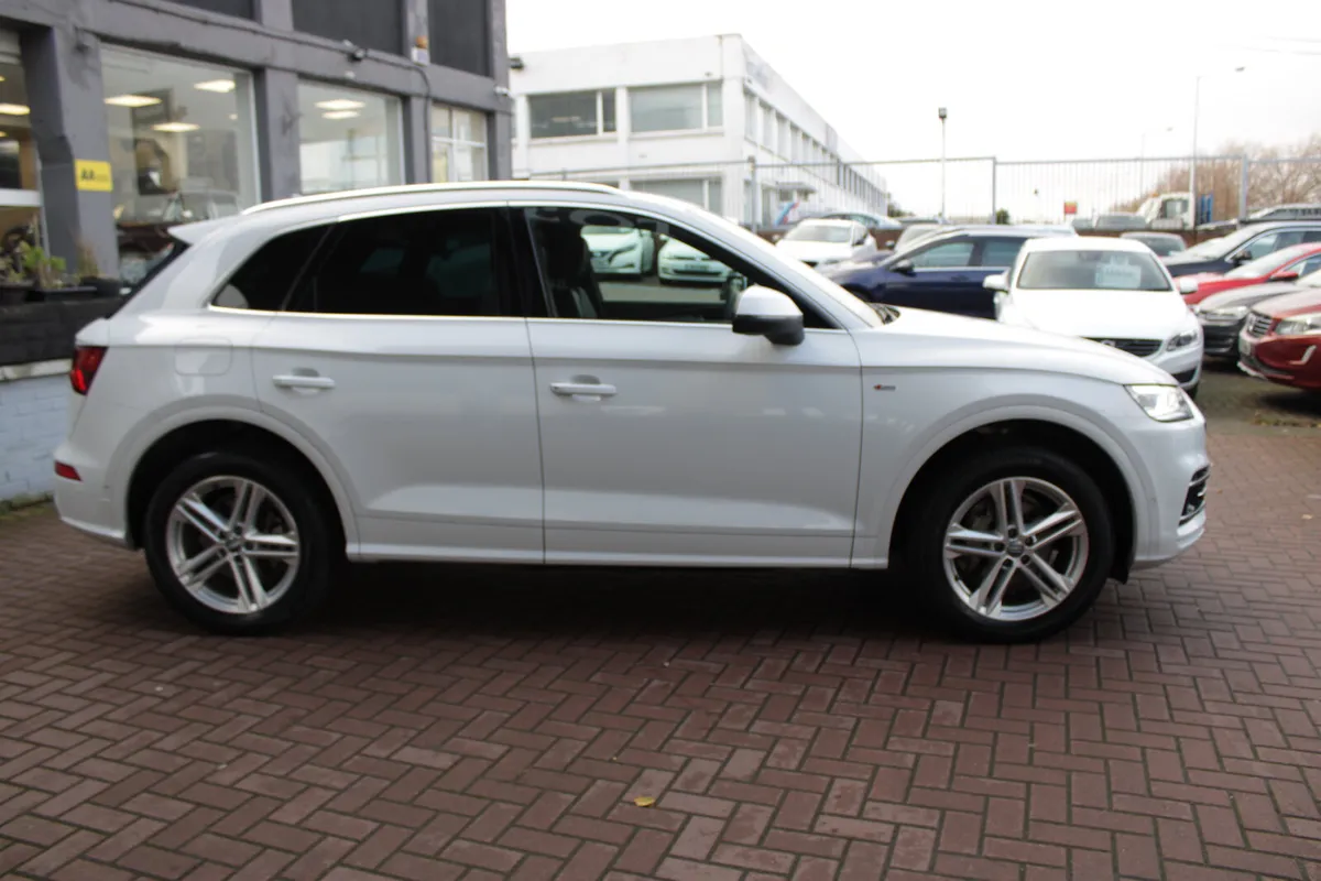 2019 AUDI Q5 - Image 3