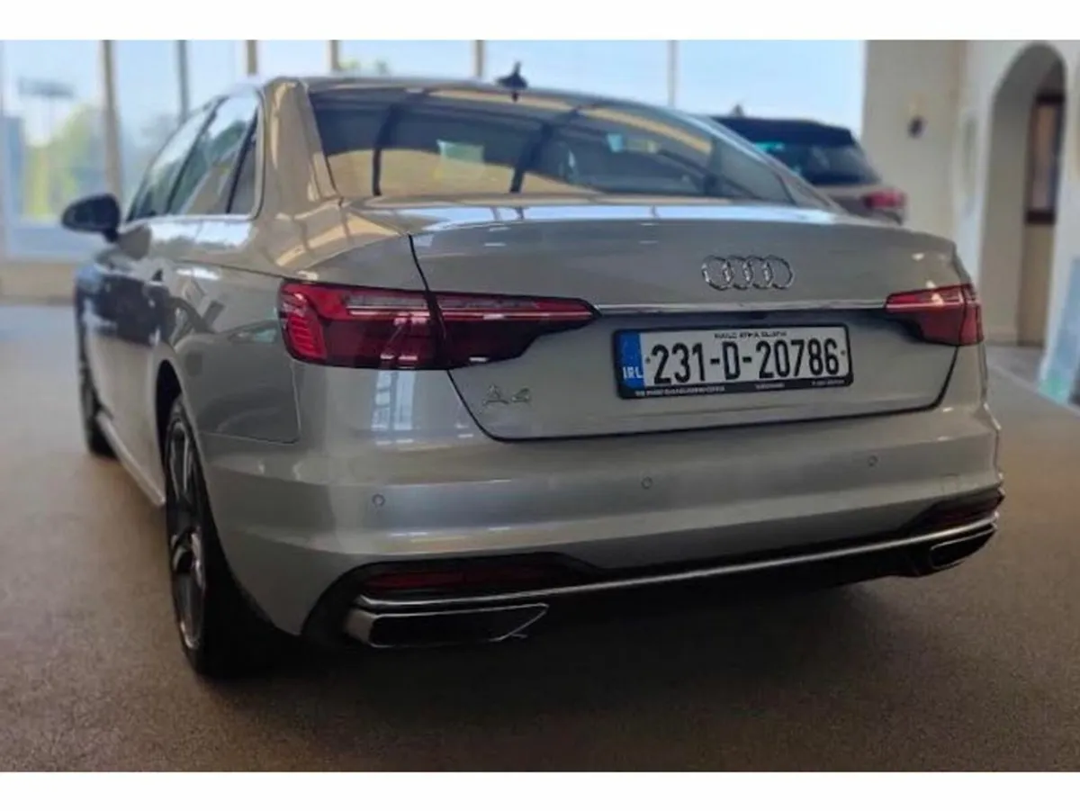 Audi A4 LIMOUSINE 30 TDI 136BHP S-TRONIC SE 4DR AU - Image 2