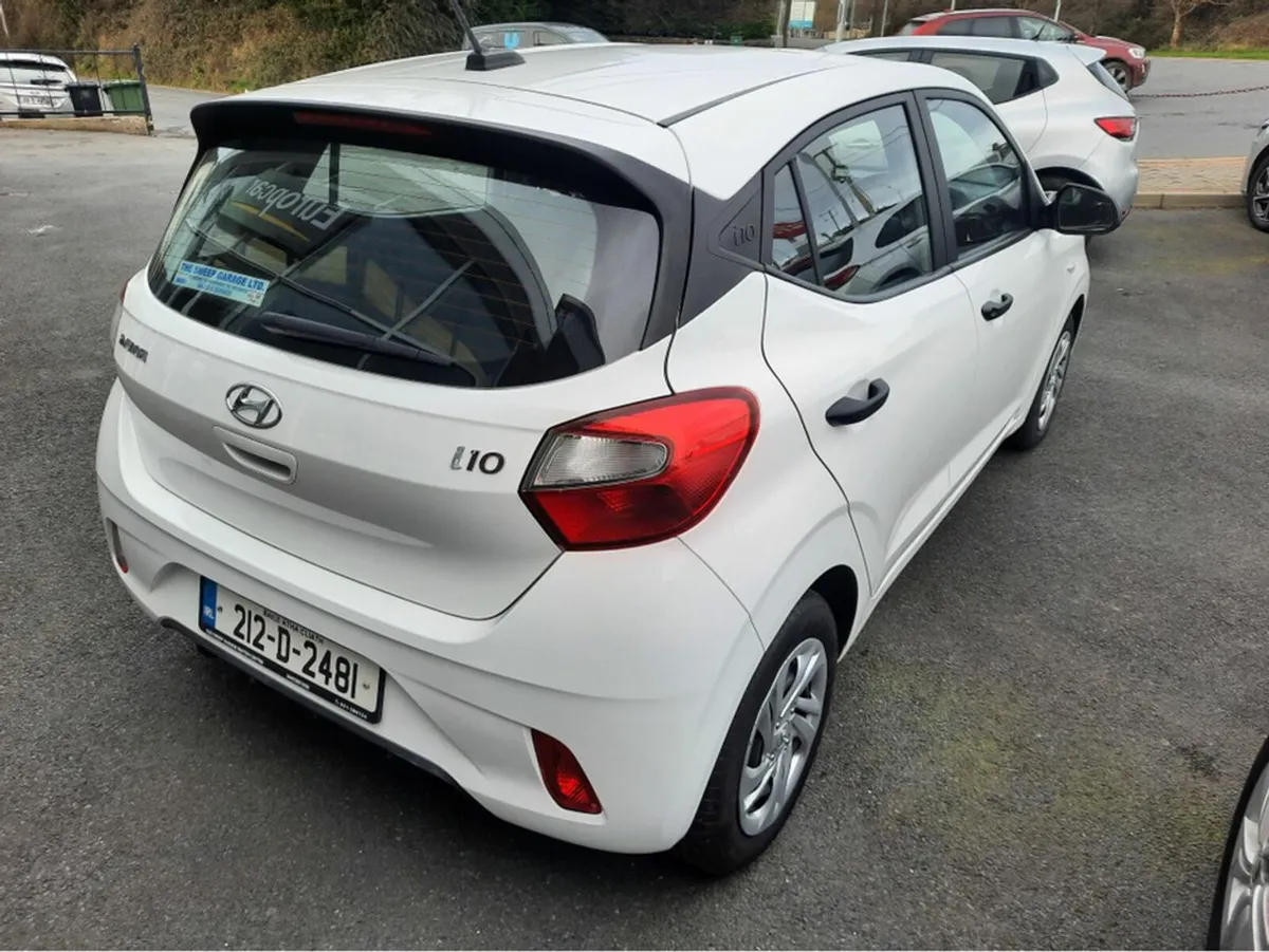 Hyundai i10 CLASSIC 5DR - Image 4