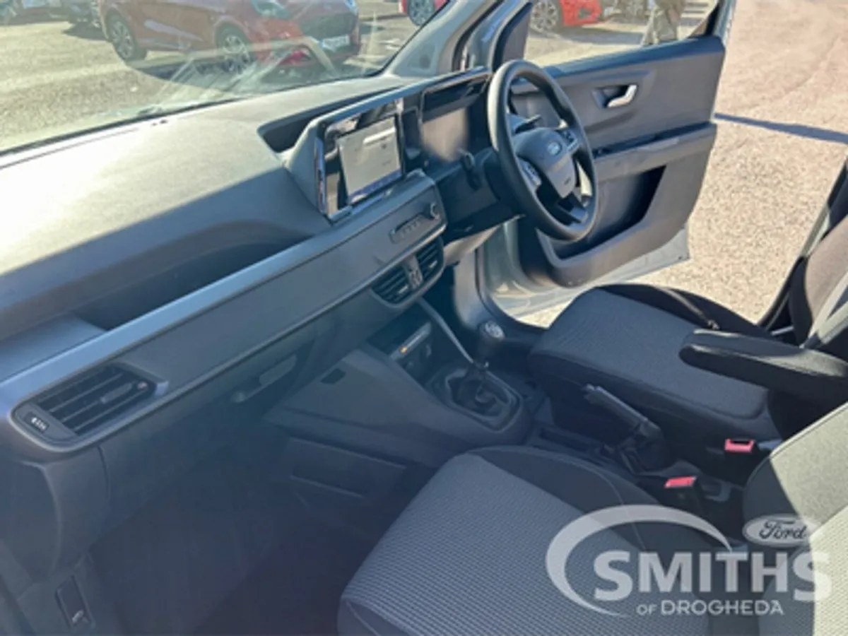 Ford Transit Courier TREND 1.5TD 100PS - Image 4