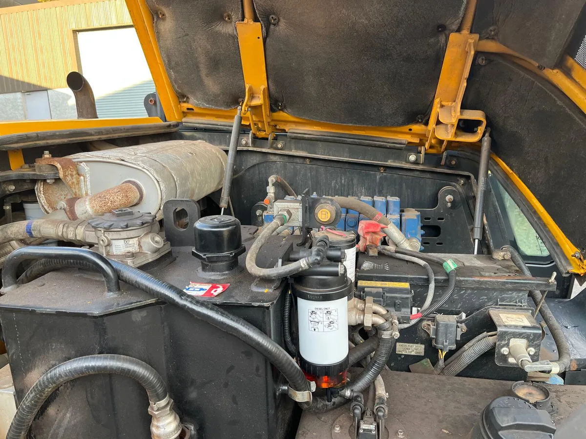 2018 JCB 86 C-1 Eco Excavator - Image 2