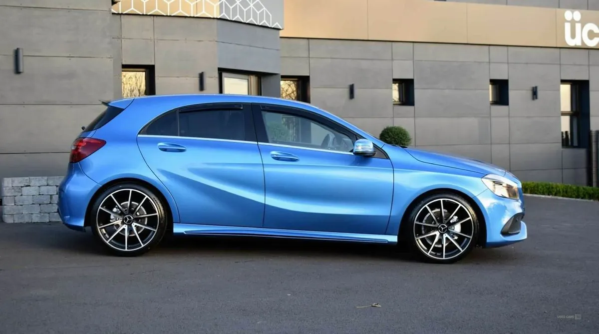 Mercedes-Benz A-Class 1.5 A 180 D AMG Line 5dr - Image 4