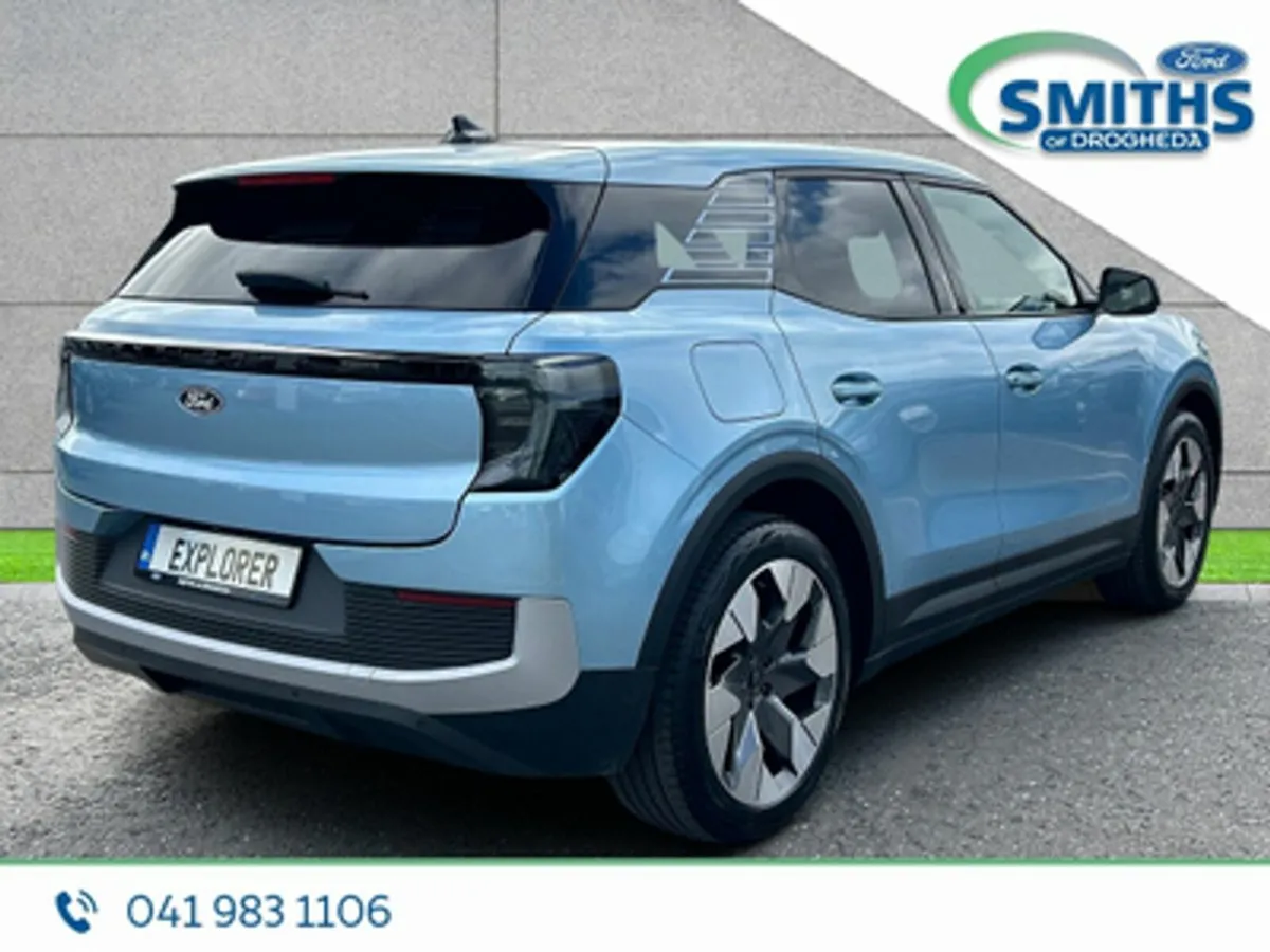 Ford Explorer PREMIUM RWD 77kWh  **DEMO** - Image 3