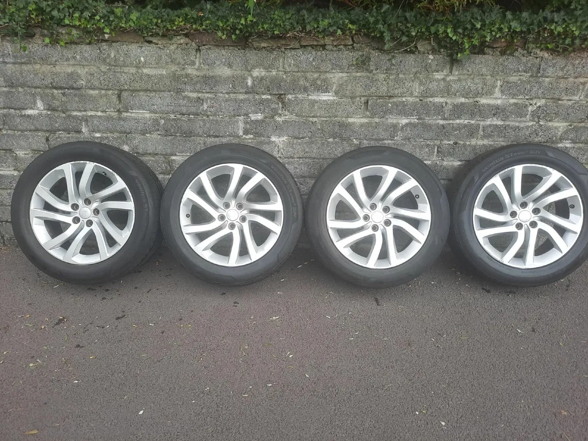 Landrover Discovery Alloys - Image 1
